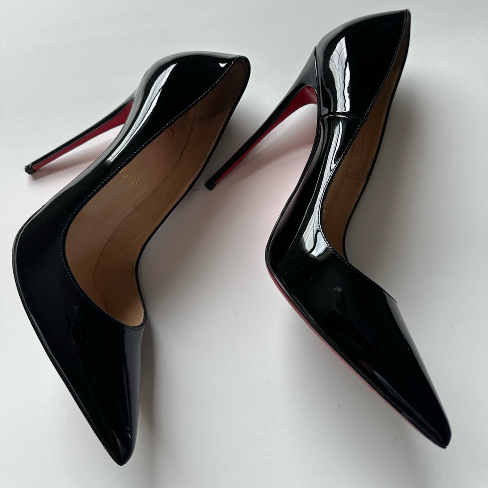 Christian Louboutin So Kate - Black